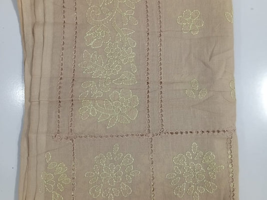 Handmade Shawl with Traditional Embroidery – Elegant Ladies Chadar