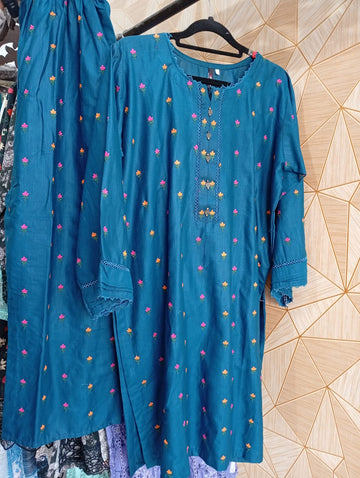 premium Khaddar embroidered cordset (shirt trouser)