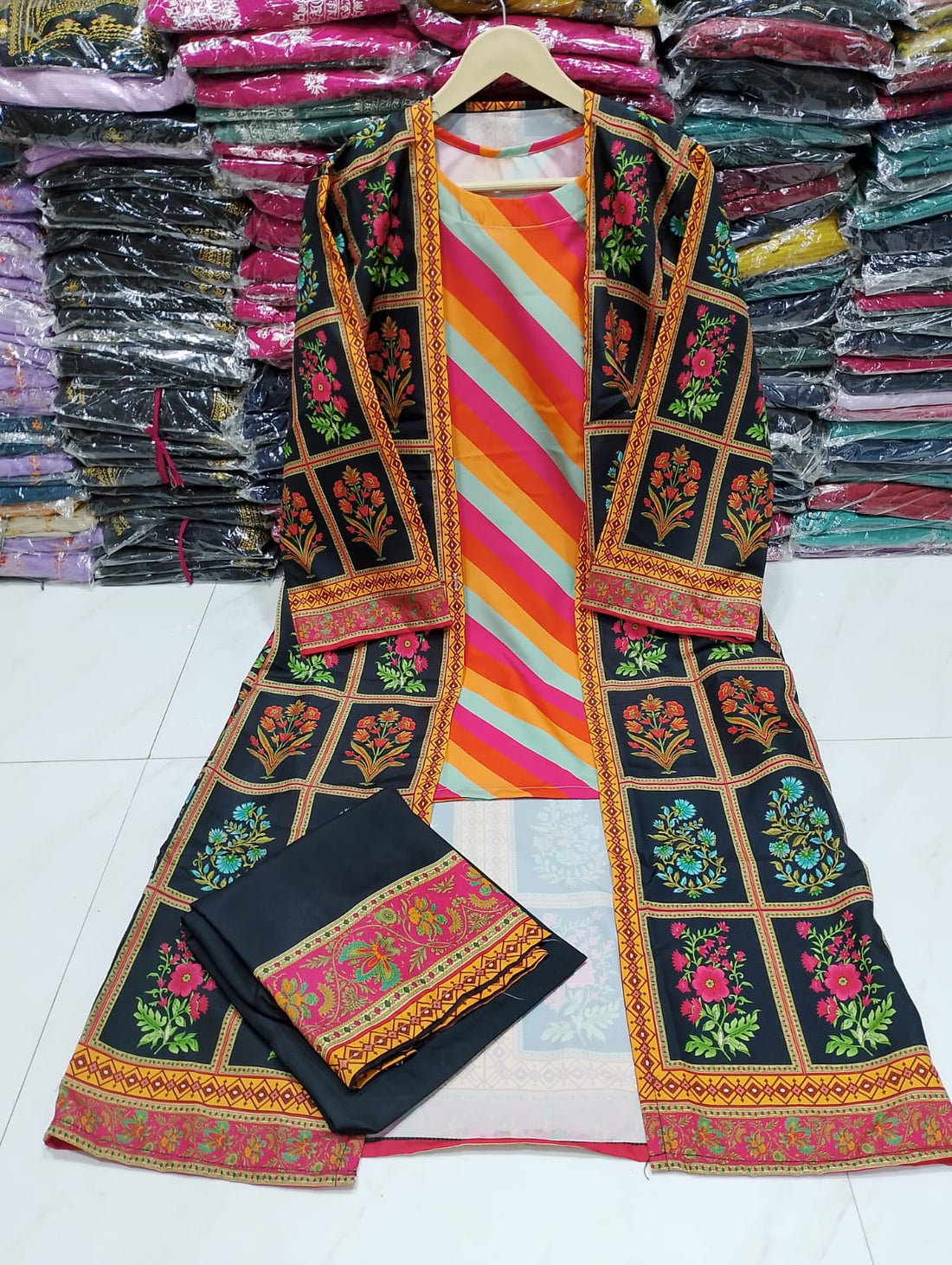 Grip Silk 2Pc (stiched in Medium)