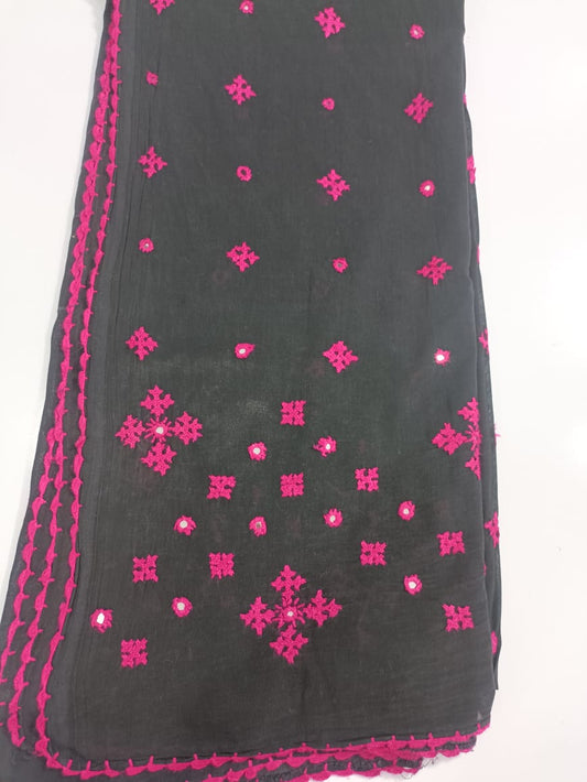 Handmade embroidered lawn chadar wd sindhi boti work