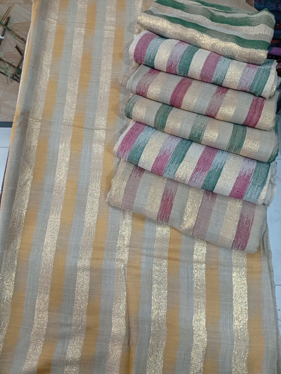 Zari Pashmina Shawl In large size