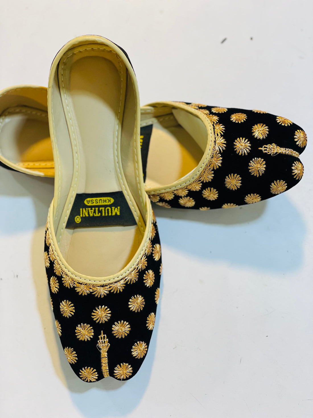 Multani khussa, velvet wd tilla work available in black nd maroon..