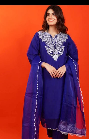 Organza embroidered 3pc stiched by pret diaries...