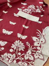 sanasafinaz shirt orignl avalable in xs, s nd M (khaddar) embos work