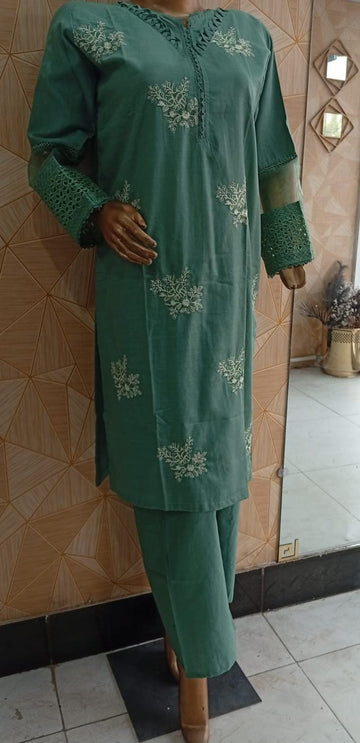 premium Khaddar embroidered cordset (shirt trouser)