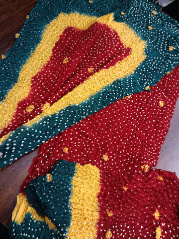 Chunri 2Pc in Raw Silk Stuff