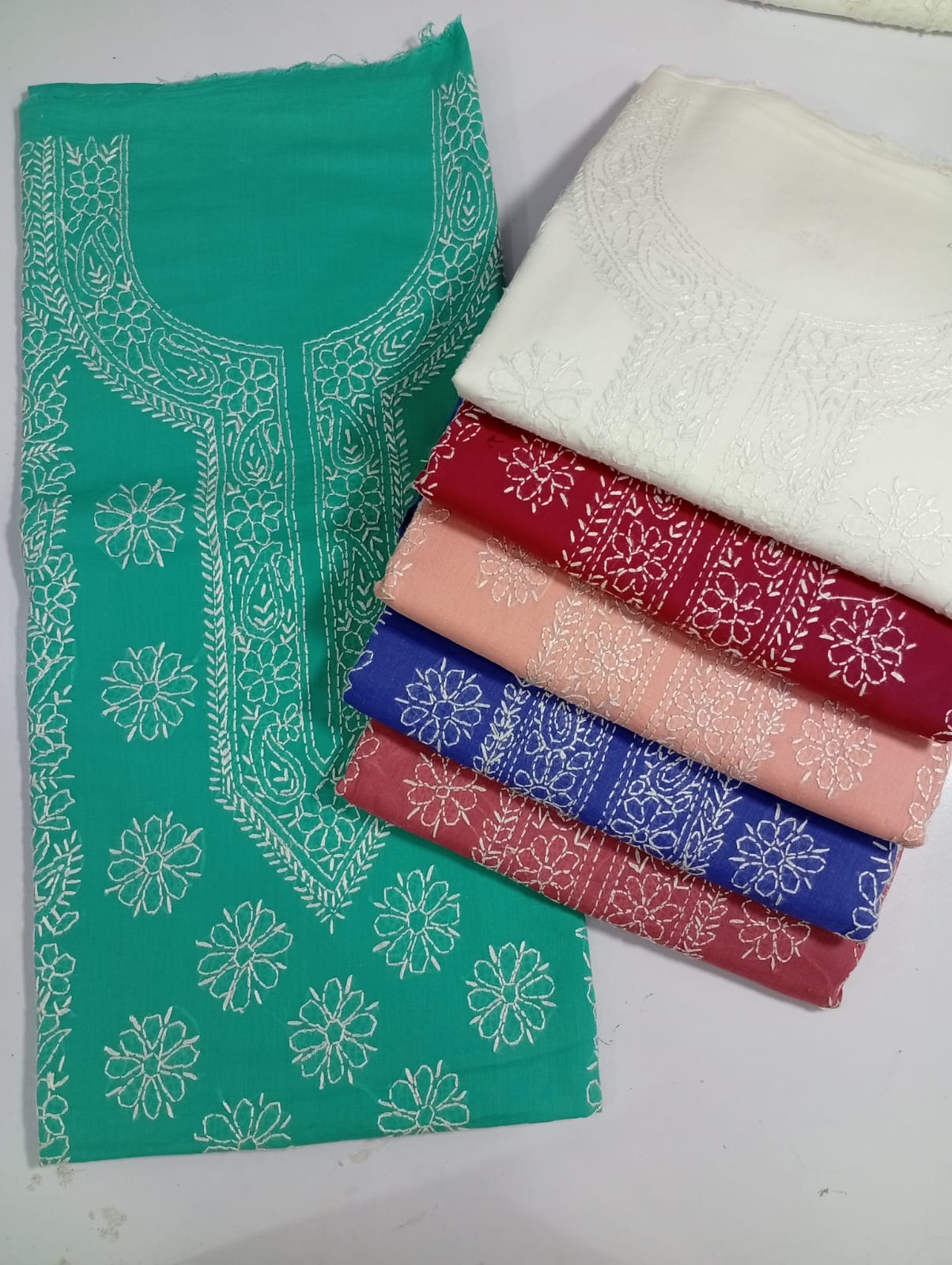Handmade Shadow Work Jaal 3 Piece Lawn Suit with Chiffon Dupatta