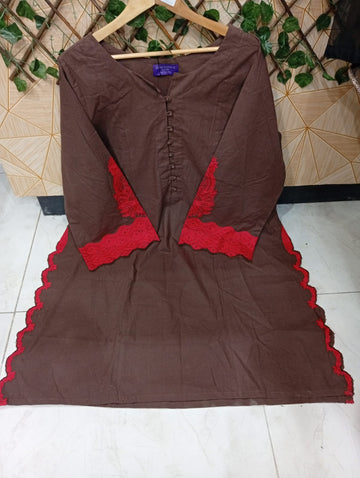 sanasafinaz embroidered  shirt orignl avalable in M,L XL (khaddar)